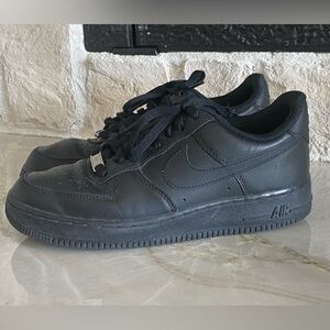 Black Nikes size 9 Air Force 1s